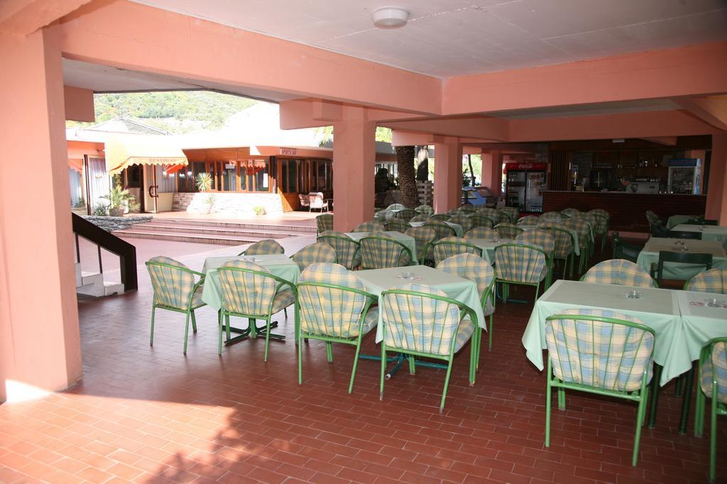 Hotel Kamelija Доня Ластва Екстериор снимка