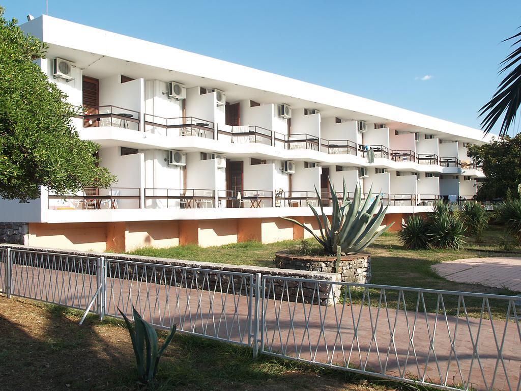 Hotel Kamelija Доня Ластва Екстериор снимка