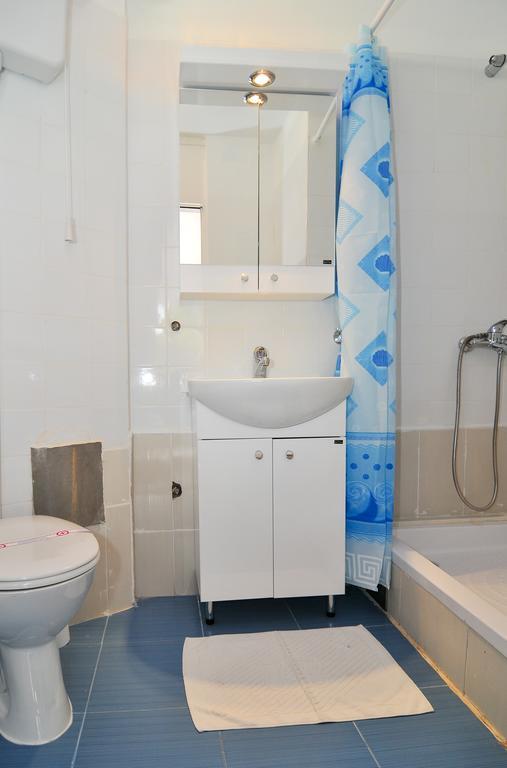 Hotel Kamelija Доня Ластва Екстериор снимка